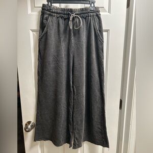 Women’s stylish wide leg sweatpants! Distressed “look”! Super cute!